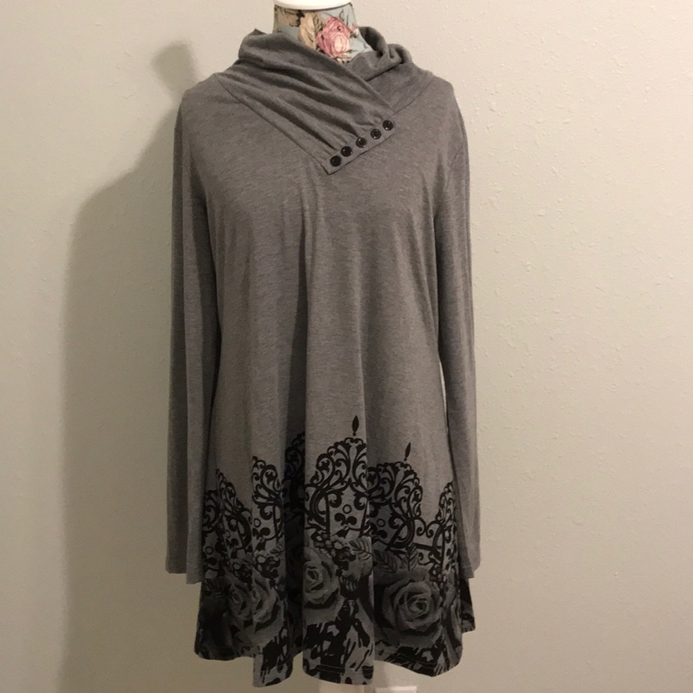 Dress/Tunic gray with pretty black flower print
